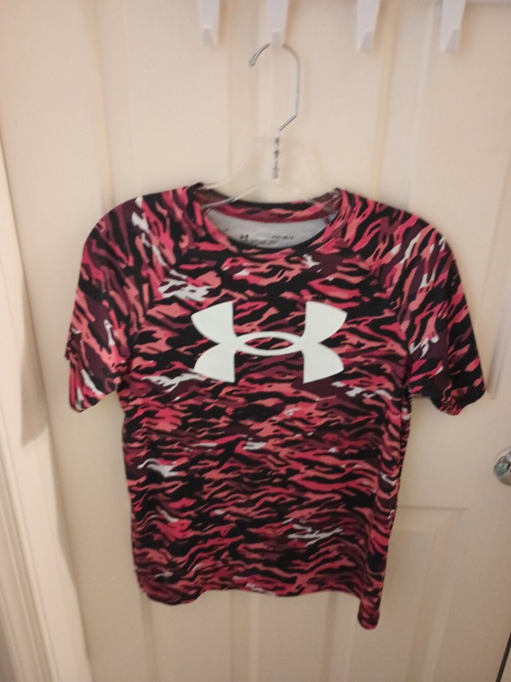 Under Armour Boys' L Athletic T-Shirt